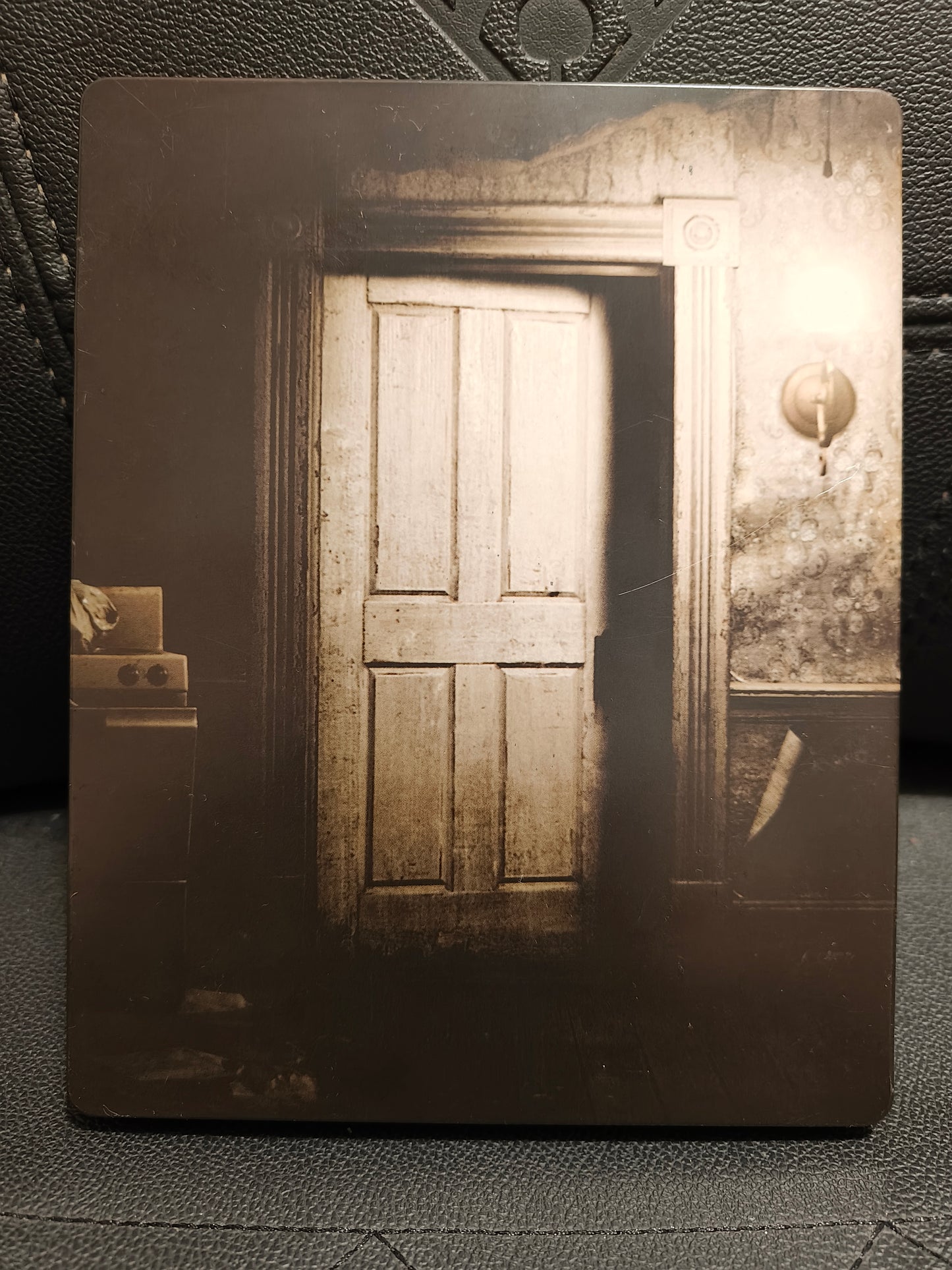 Resident evil 7 biohazard limited edition steelbook ps4