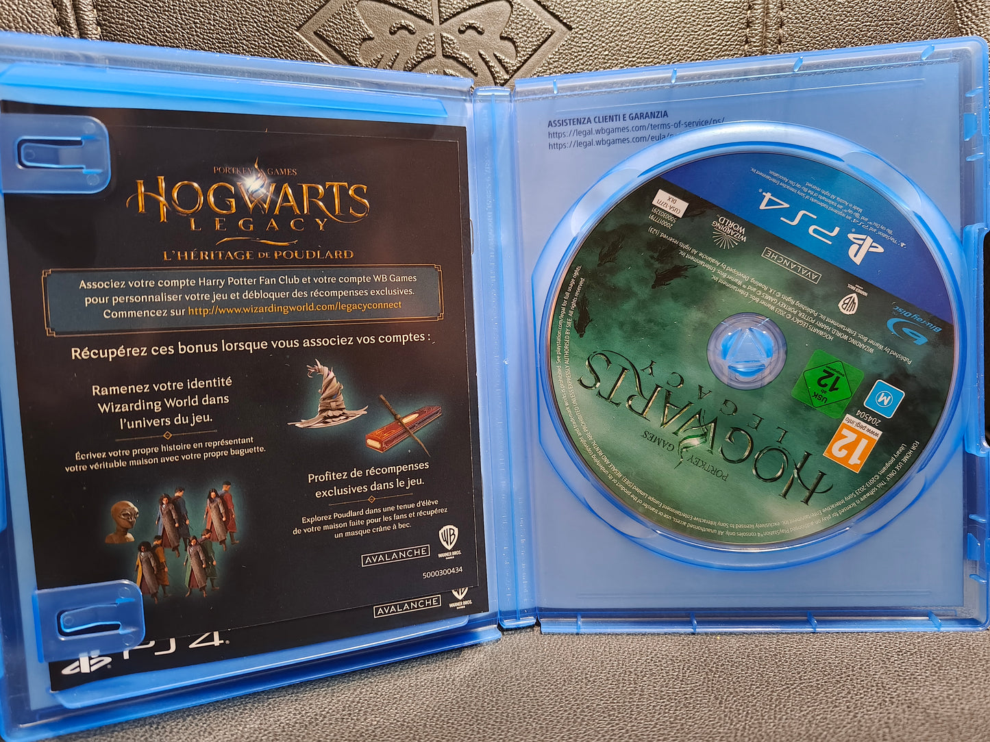 Hogwarts Legacy Deluxe edition ps4